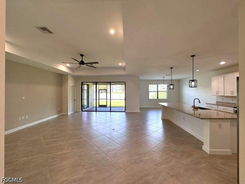 3 bedroom SingleFamilyResidence at 11368 Canopy Loop, Timber Creek, Fort Myers — photo 3