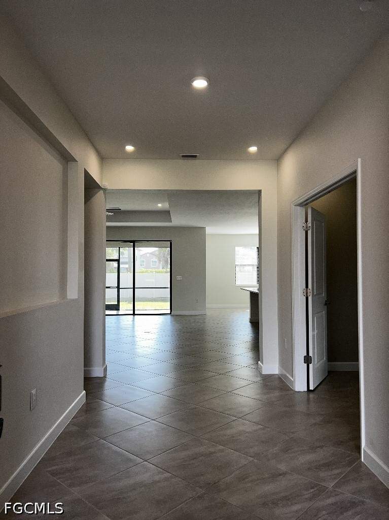 3 bedroom SingleFamilyResidence at 11368 Canopy Loop, Timber Creek, Fort Myers — photo 4