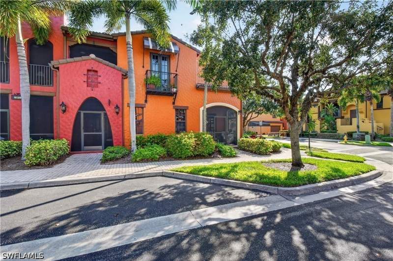 3 bedroom Condominium at 9110 Capistrano St S 8401, Ole, Naples — photo 3