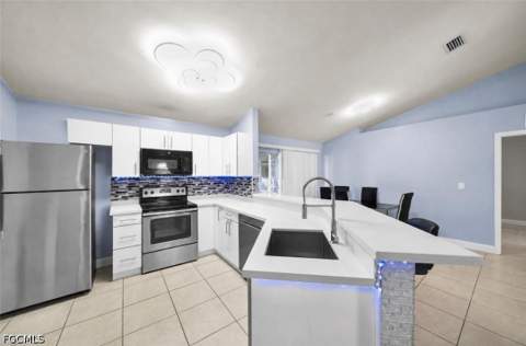 3203 36th St SW, Lehigh Acres FL - photo 8 of 33