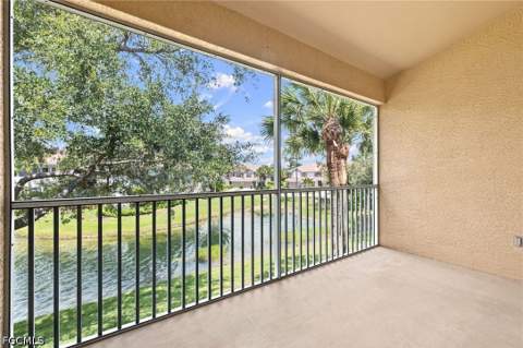 10110 Colonial Country Club Blvd 108, Fort Myers FL - photo 12 of 25