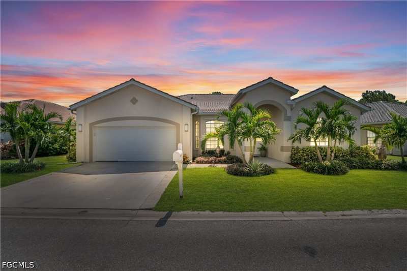 4 bedroom SingleFamilyResidence at 11142 Lakeland Cir, Silverlakes, Fort Myers — photo 1