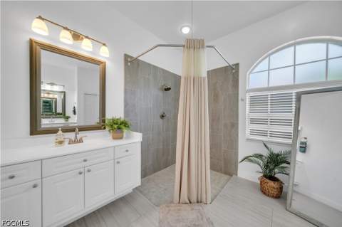 11142 Lakeland Cir, Fort Myers FL - photo 15 of 50