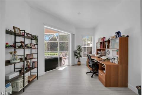 11142 Lakeland Cir, Fort Myers FL - photo 17 of 50