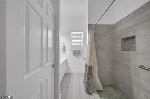 11142 Lakeland Cir, Fort Myers FL - photo 22 of 50