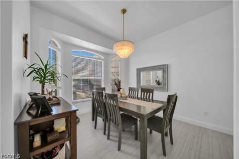 11142 Lakeland Cir, Fort Myers FL - photo 6 of 50