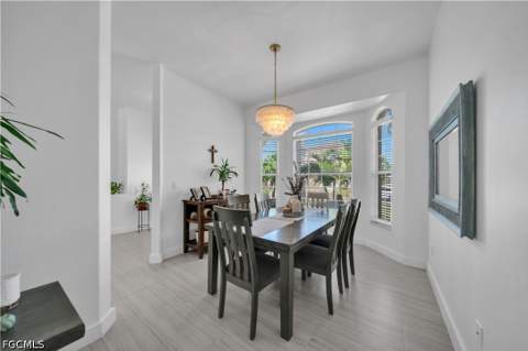 11142 Lakeland Cir, Fort Myers FL - photo 7 of 50