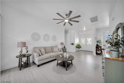 11142 Lakeland Cir, Fort Myers FL - photo 8 of 50