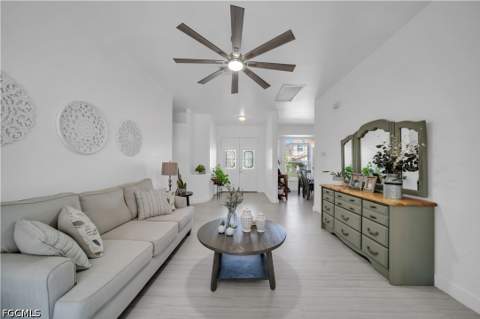 11142 Lakeland Cir, Fort Myers FL - photo 9 of 50