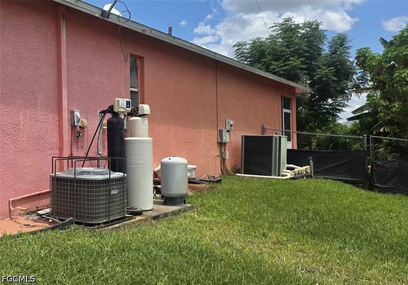 3 bedroom SingleFamilyResidence at 349 Piper Ave, Lehigh Acres, Lehigh Acres — photo 4