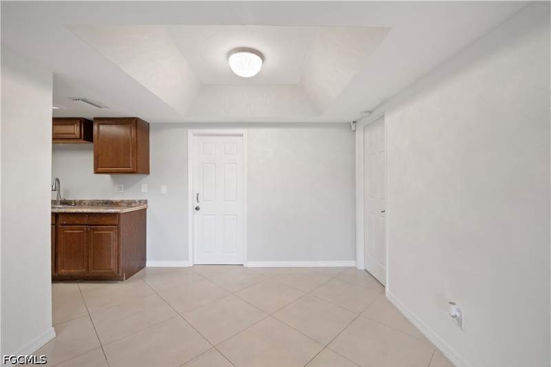 2 bedroom SingleFamilyResidence at 9144 Morris Rd, San Carlos Park, Fort Myers — photo 4