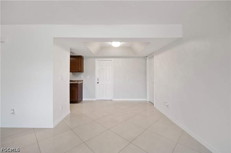 2 bedroom SingleFamilyResidence at 9144 Morris Rd, San Carlos Park, Fort Myers — photo 5