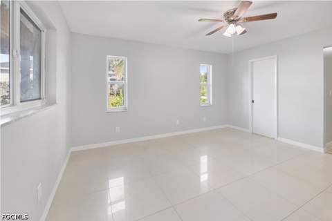 9144 Morris Rd, Fort Myers FL - photo 9 of 33