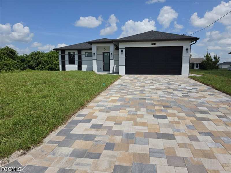 3 bedroom SingleFamilyResidence at 2702 11Th St SW, Lehigh Acres, Lehigh Acres — photo 1