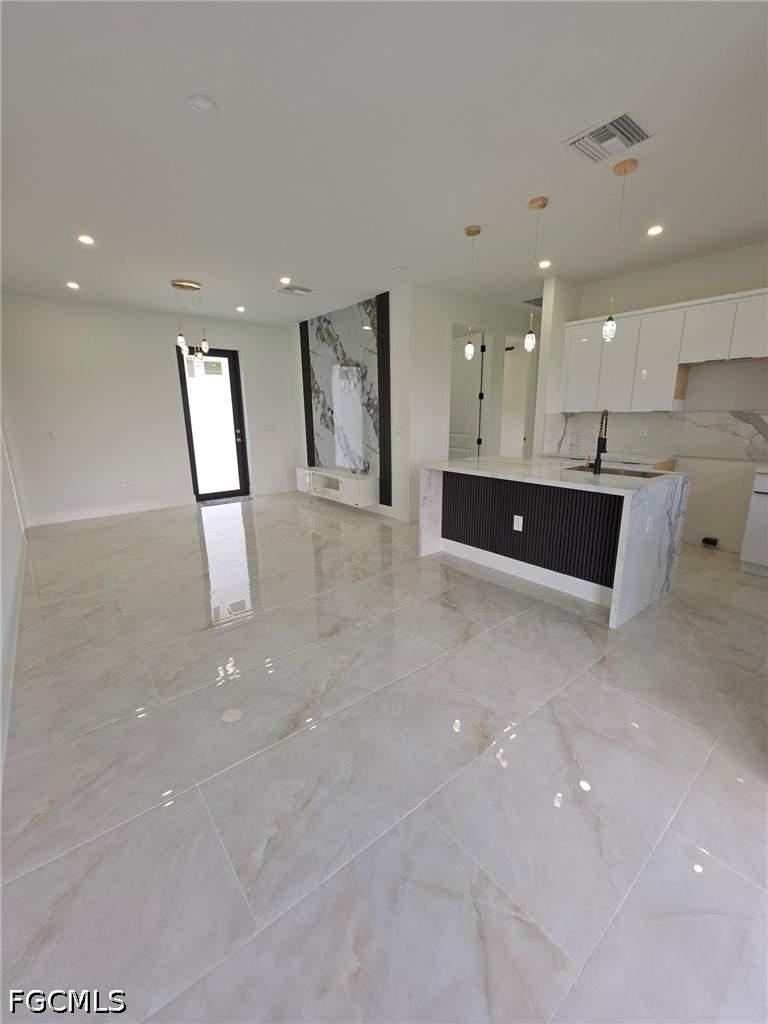 3 bedroom SingleFamilyResidence at 2702 11Th St SW, Lehigh Acres, Lehigh Acres — photo 5