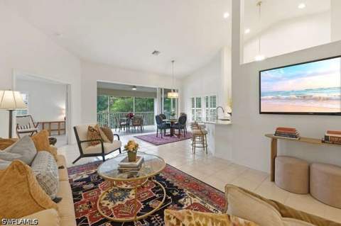 5300 Andover Dr 202, Naples FL - photo 16 of 49