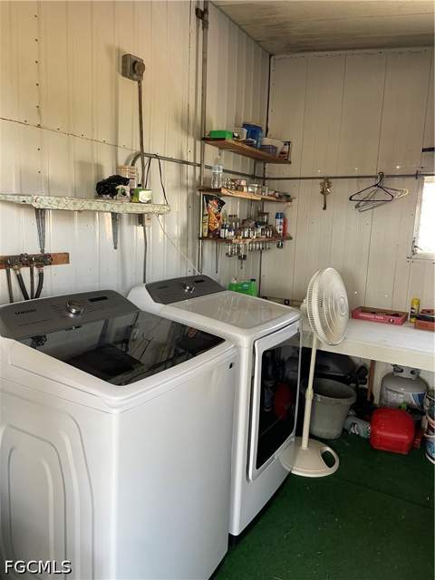 123 Flame Ln, North Fort Myers FL - photo 9 of 24