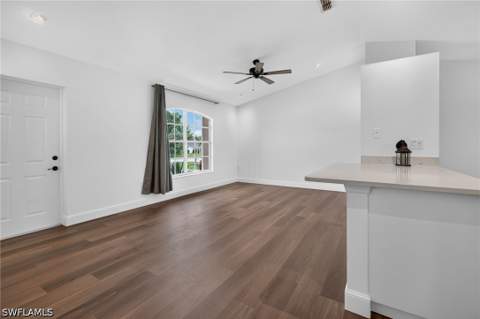 18560 Holly Rd, Fort Myers FL - photo 10 of 47