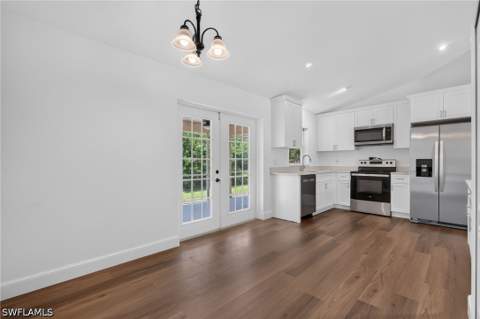 18560 Holly Rd, Fort Myers FL - photo 17 of 47