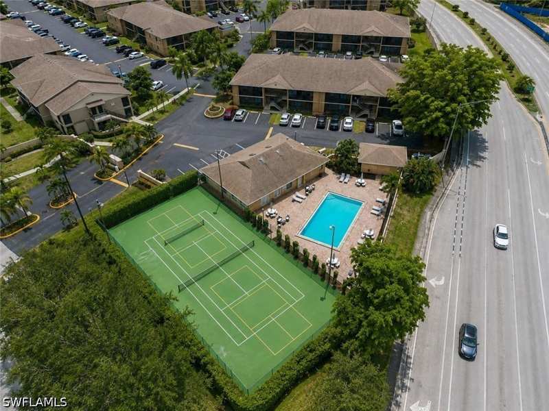 2 bedroom Condominium at 5321 Summerlin Rd 2112, Mystic Gardens, Fort Myers — photo 1