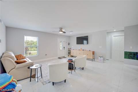 746 Chestnut St E, Lehigh Acres FL - photo 10 of 31