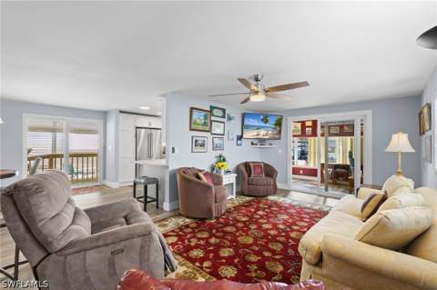 60 Palos Dr, Naples FL - photo 7 of 26