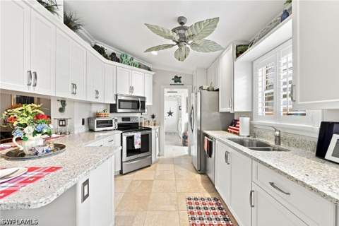 7677 Rozzini Ln, Naples FL - photo 7 of 49