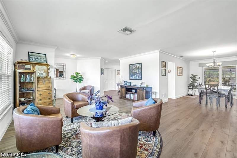 3 bedroom SingleFamilyResidence at 401 Panay Ave, Isles Of Capri, Naples — photo 5