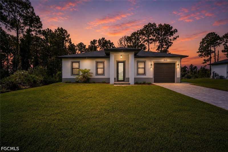 3 bedroom SingleFamilyResidence at 3121 69th St W, Lehigh Acres, Lehigh Acres — photo 1