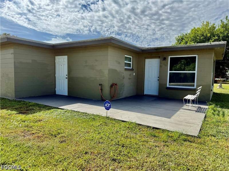 2 bedroom SingleFamilyResidence at 17 Kansas Rd, Lehigh Acres, Lehigh Acres — photo 5
