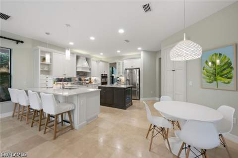 2882 Cinnamon Bay Cir, Naples FL - photo 15 of 50