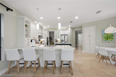 2882 Cinnamon Bay Cir, Naples FL - photo 16 of 50