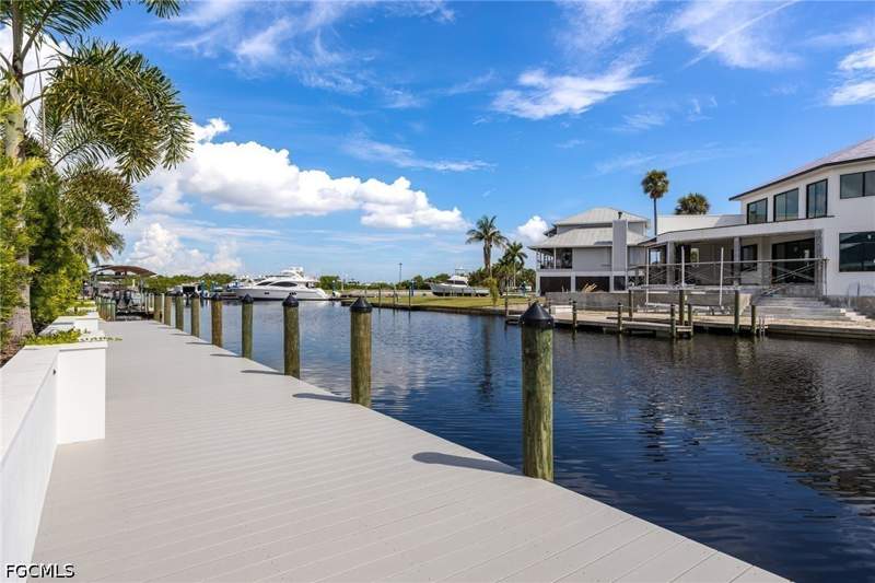 3 bedroom SingleFamilyResidence at 111 Montrose Dr, Deep Lagoon Estates, Fort Myers — photo 5