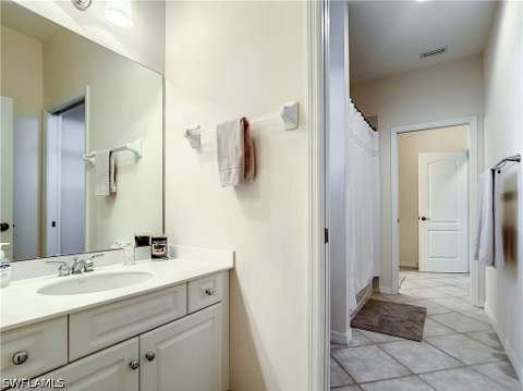 8359 Laurel Lakes Blvd, Naples FL - photo 22 of 49