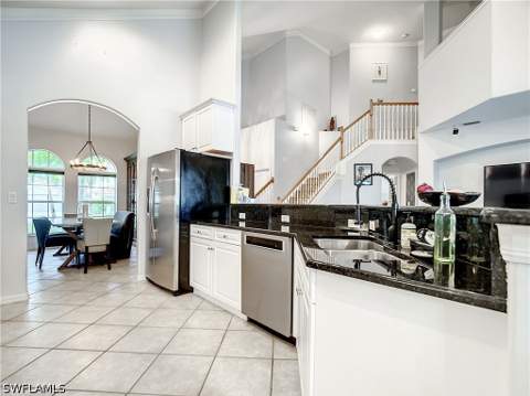 8359 Laurel Lakes Blvd, Naples FL - photo 6 of 49