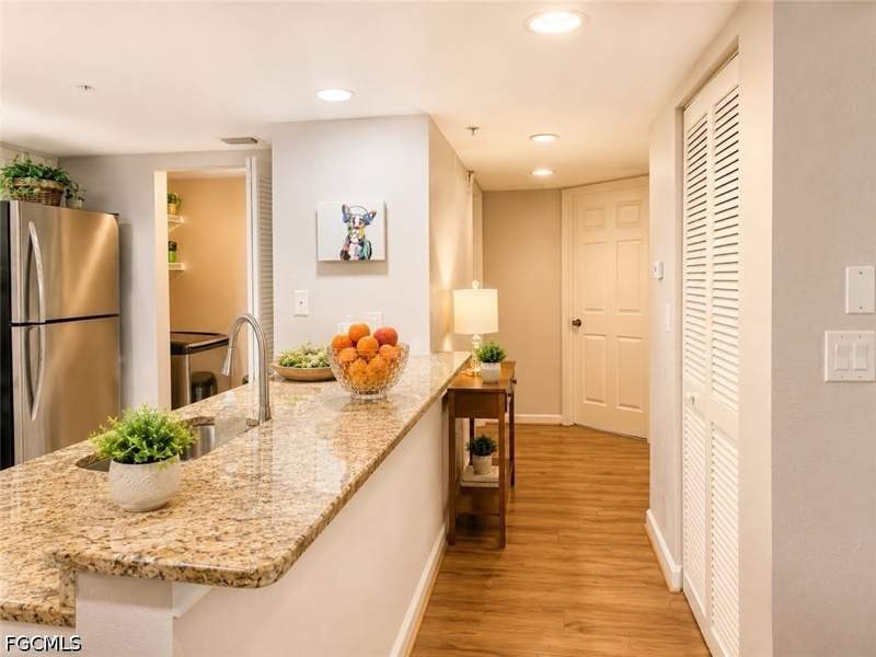 2 bedroom Condominium at 4122 Residence Dr 115, The Residence, Fort Myers — photo 4