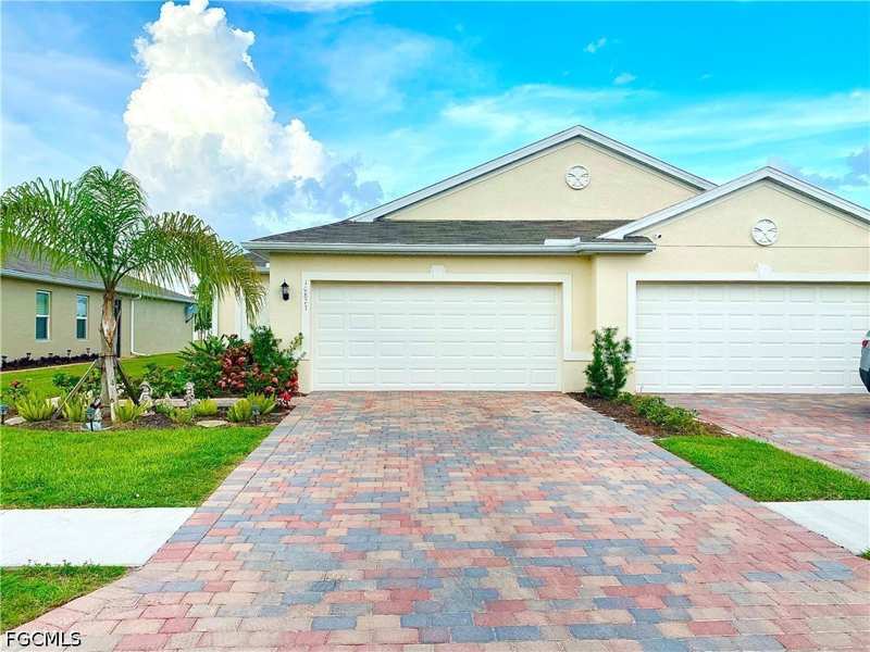 2 bedroom Attached at 10873 Marble Brook Blvd, Marblebrook, Lehigh Acres — photo 1