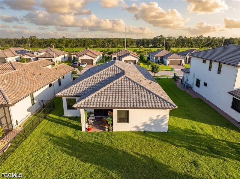 3 bedroom SingleFamilyResidence at 5043 Ofanto Ln, Maple Ridge Reserve, Ave Maria — photo 3