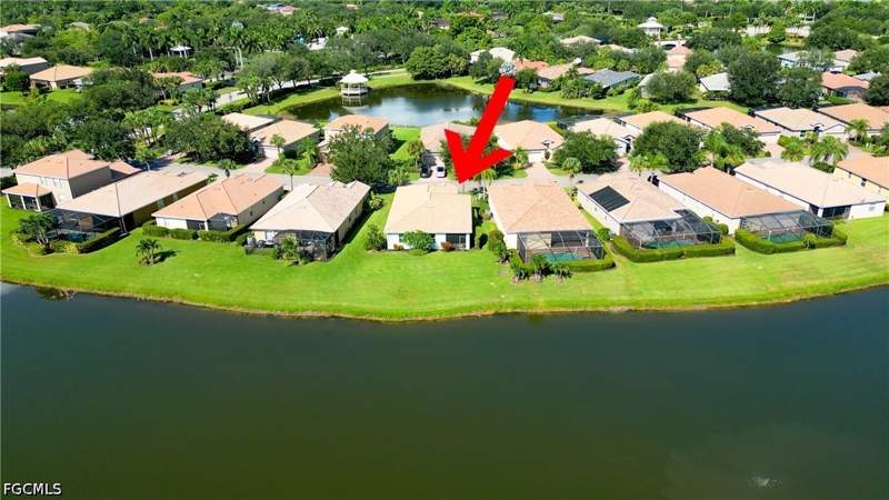 4 bedroom SingleFamilyResidence at 13056 Silver Thorn Loop, Moody River Estates, North Fort Myers — photo 3