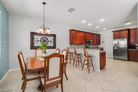 12450 Muddy Creek Ln, Fort Myers FL - photo 17 of 50
