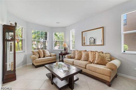 12450 Muddy Creek Ln, Fort Myers FL - photo 9 of 50