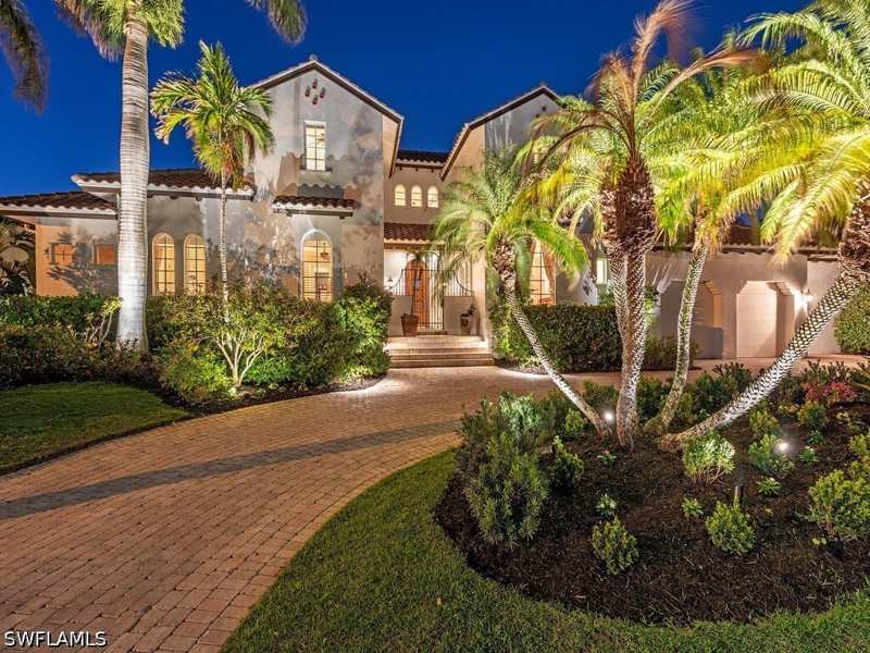 5 bedroom SingleFamilyResidence at 155 20th Ave S, Olde Naples, Naples — photo 1