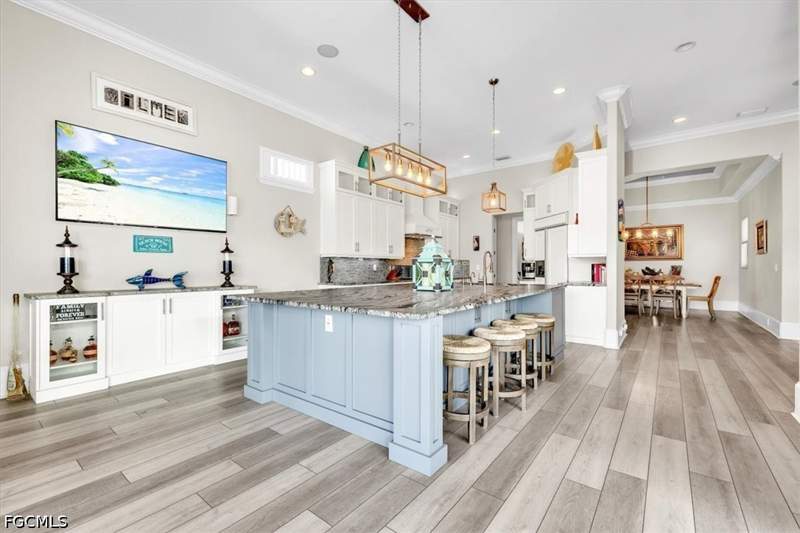 5 bedroom SingleFamilyResidence at 1918 SE 40th St, Savona, Cape Coral — photo 5