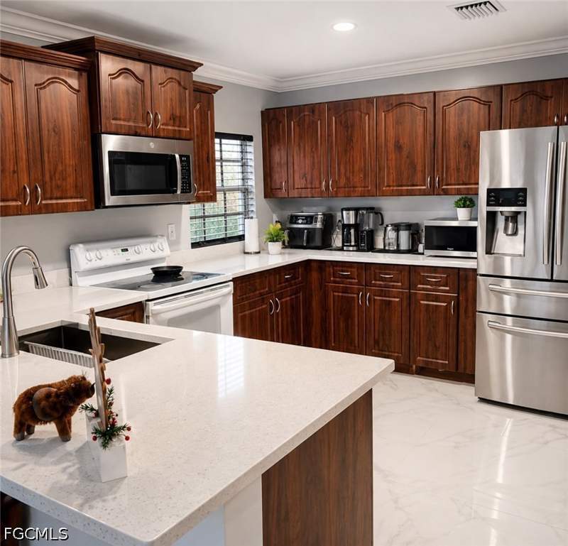 4 bedroom SingleFamilyResidence at 5306 5th St W, Lehigh Acres, Lehigh Acres — photo 3