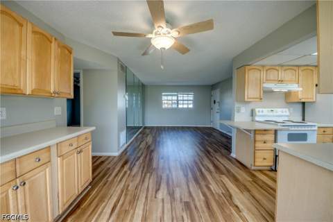 7019 Cedarhurst Dr 2, Fort Myers FL - photo 16 of 47