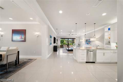 13617 Mandarin Cir, Naples FL - photo 11 of 48