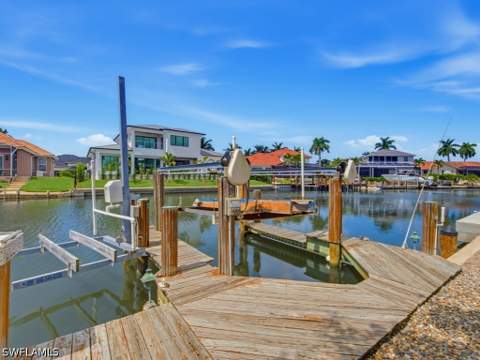 154 Hollyhock Ct, Marco Island FL - photo 6 of 19