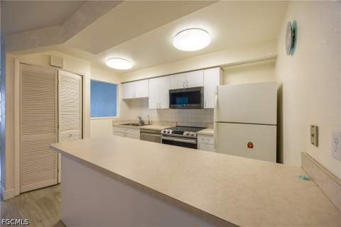 6777 Winkler Rd K 130, Fort Myers FL - photo 11 of 44