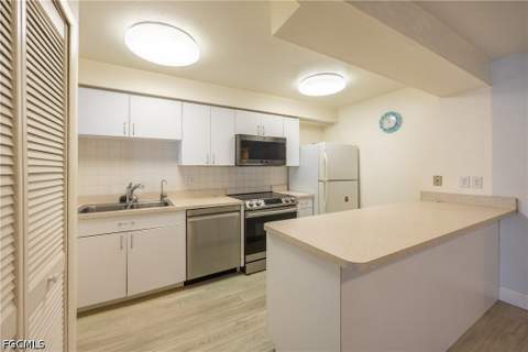 6777 Winkler Rd K 130, Fort Myers FL - photo 12 of 44