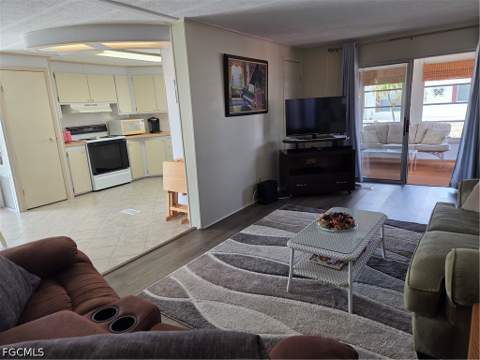 561 Winning Way, North Fort Myers FL - photo 10 of 46